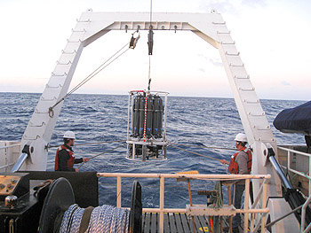 Ученые нашли крупные источники пресной воды под морем
